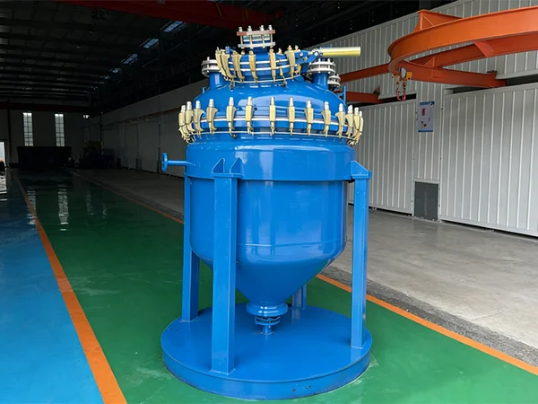 Conical-Bottom Reactor